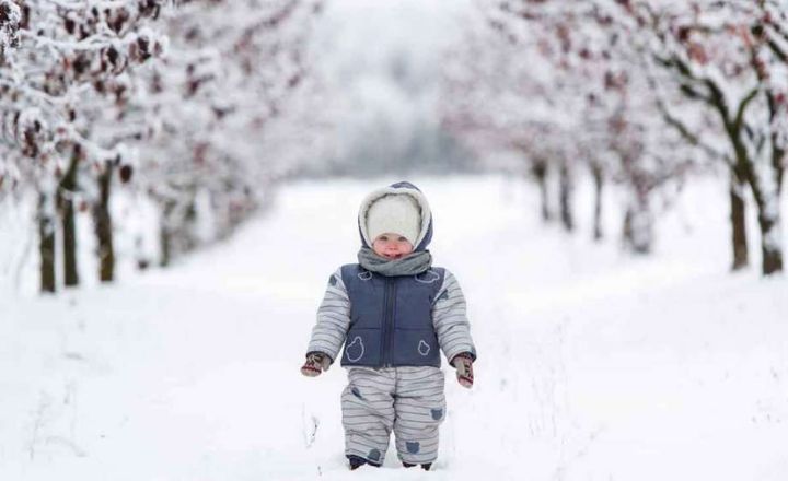 Names Meaning Ice – 100+ Cool Winter-Inspired Names