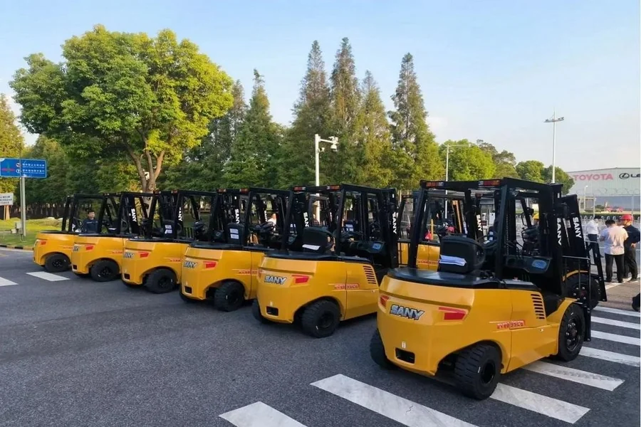 Electric Forklifts