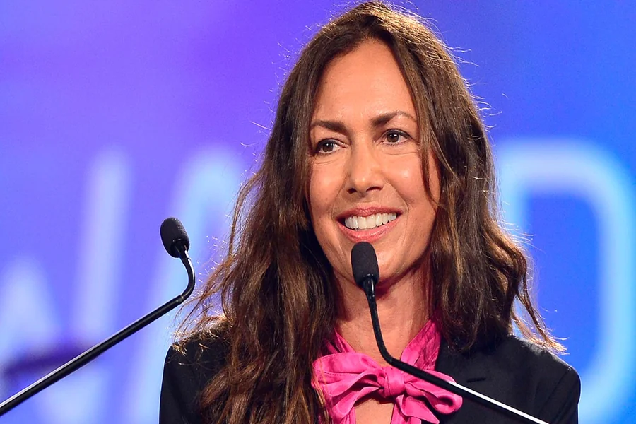 Susanna Hoffs Net Worth