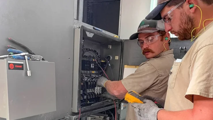 The Role of HVAC Contractors in Preventing Premature System Wear