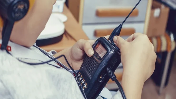 Walkie-Talkie Controls