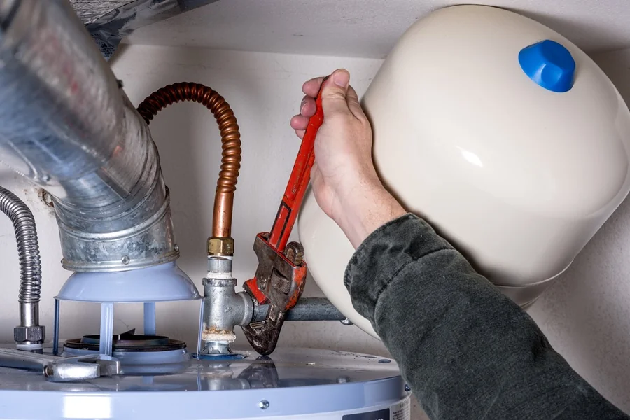 The Role of Plumbers in Water Heater Installation and Repair